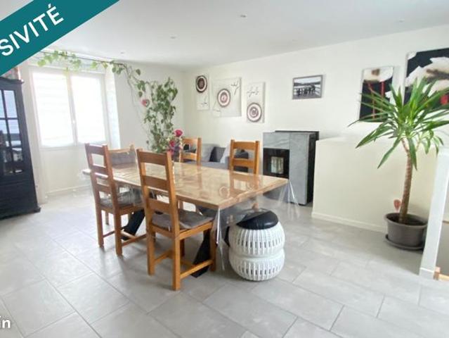 Maison 8 pièces 161 m²