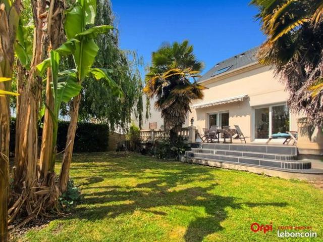 Maison 8 pièces 161 m²