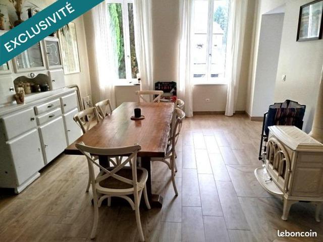 Maison 8 pièces 161 m²