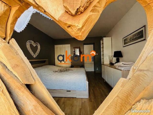 Maison 8 pièces 161 m²