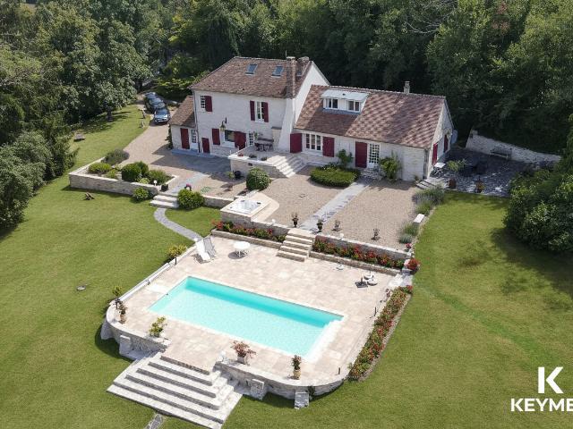 Maison 8 pièces 161 m²