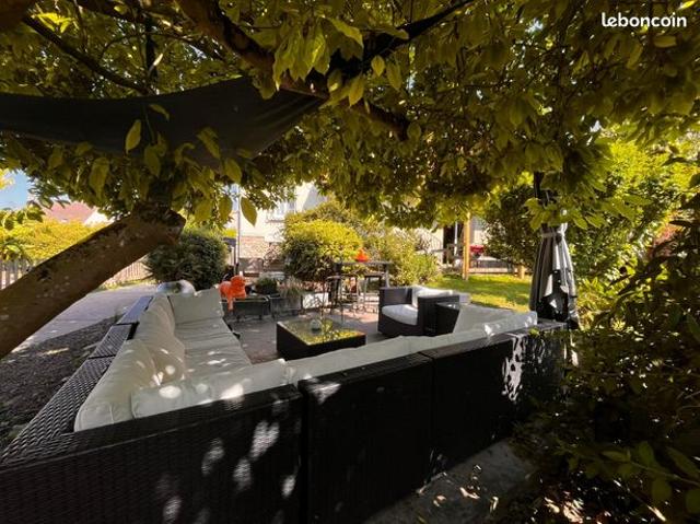 Maison 8 pièces 161 m²