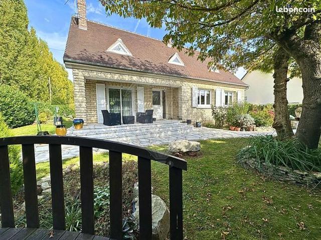 Maison 8 pièces 161 m²