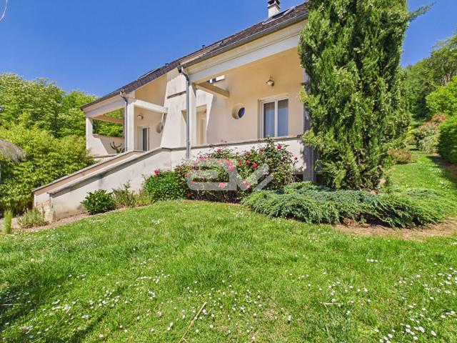 Maison 8 pièces 161 m²