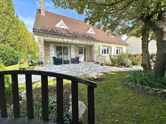 Maison 8 pièces 161 m²