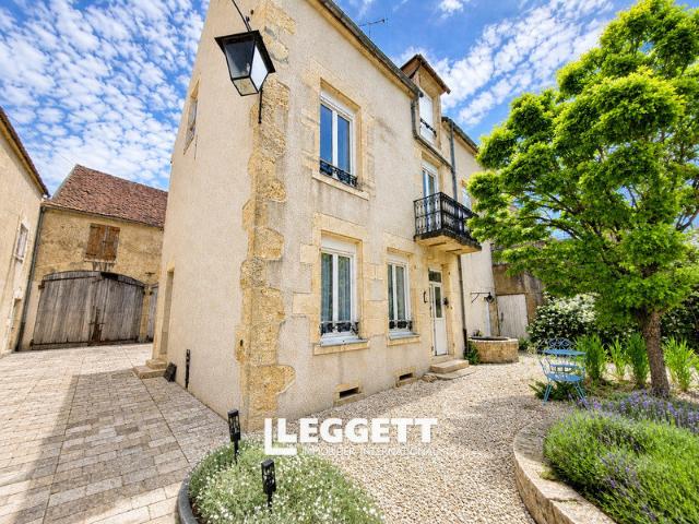Maison 8 pièces 161 m²