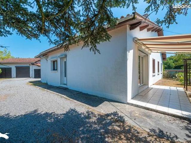 Maison 8 pièces 161 m²
