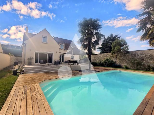Maison 8 pièces 162 m²
