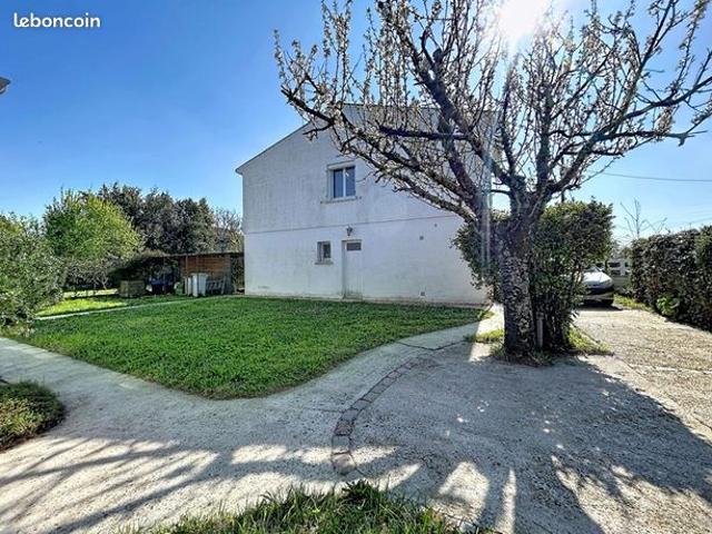 Maison 8 pièces 162 m²