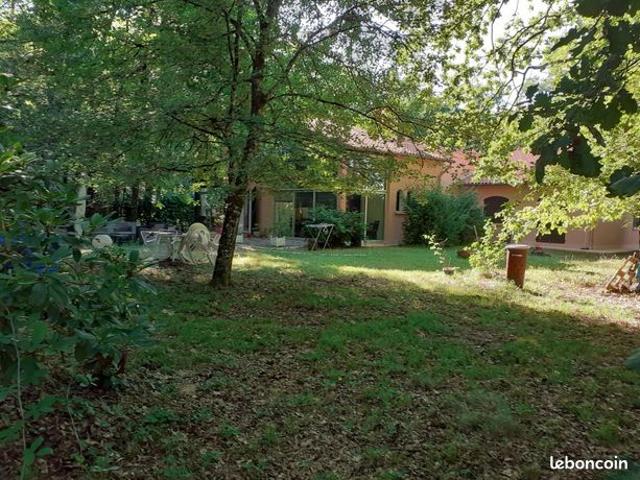 Maison 8 pièces 162 m²