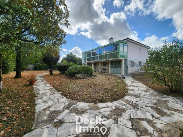 Maison 8 pièces 162 m²