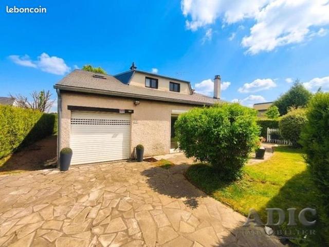 Maison 8 pièces 162 m²