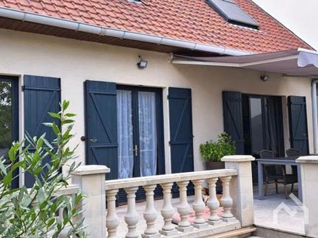 Maison 8 pièces 162 m²