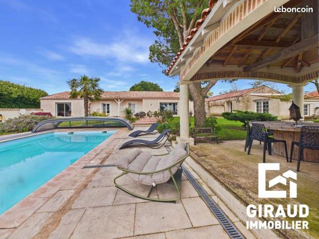 Maison 8 pièces 162 m²