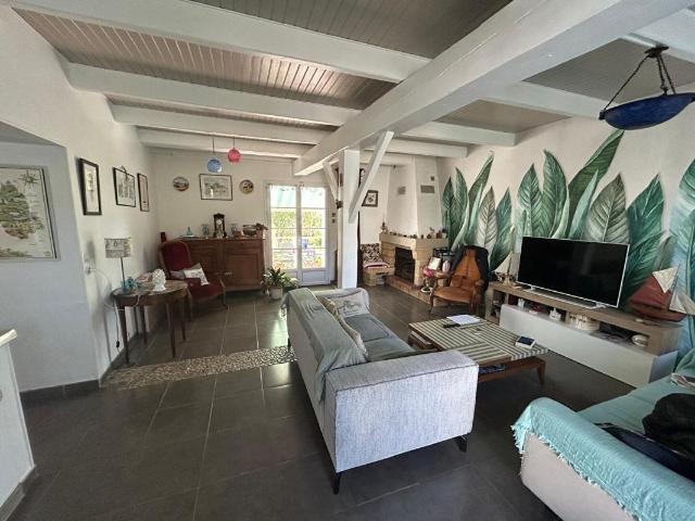 Maison 8 pièces 162 m²