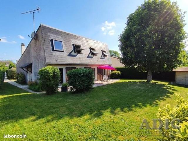 Maison 8 pièces 162 m²
