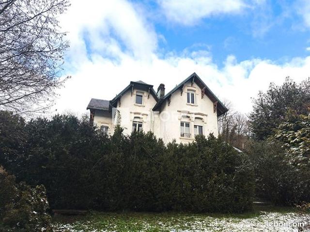 Maison 8 pièces 162 m²