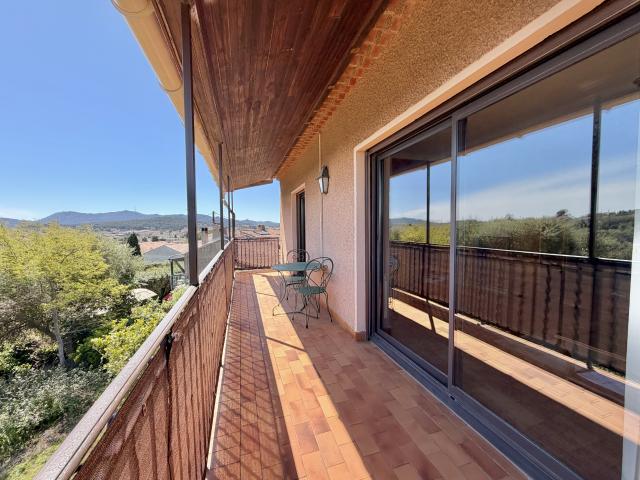 Deux logements indépendants vivre ensemble, chacun chez soi | 163 m2 vue panoramique Six Fours secteur Fort