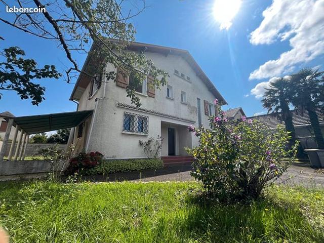 Maison 8 pièces 163 m²