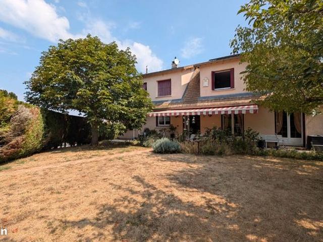 Maison 8 pièces 163 m²