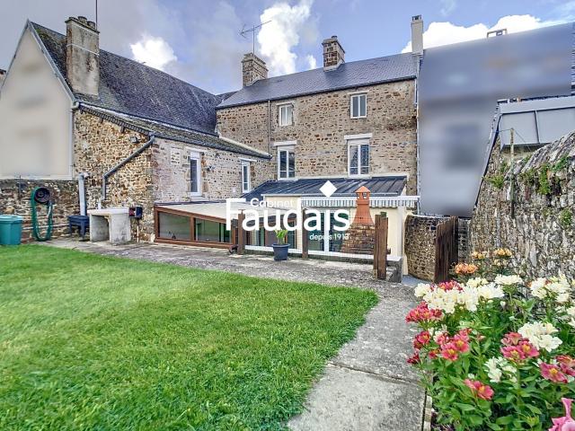 Maison 8 pièces 163 m²