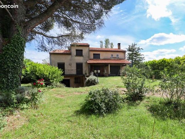 Maison 8 pièces 163 m²