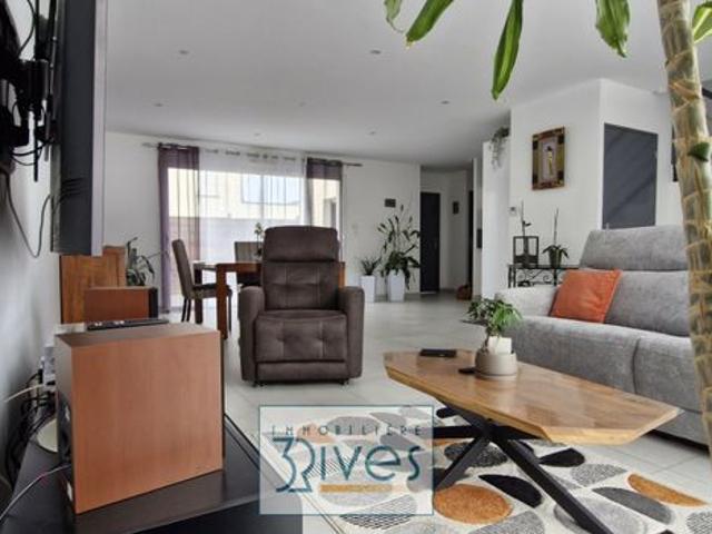 Maison 8 pièces 163 m²