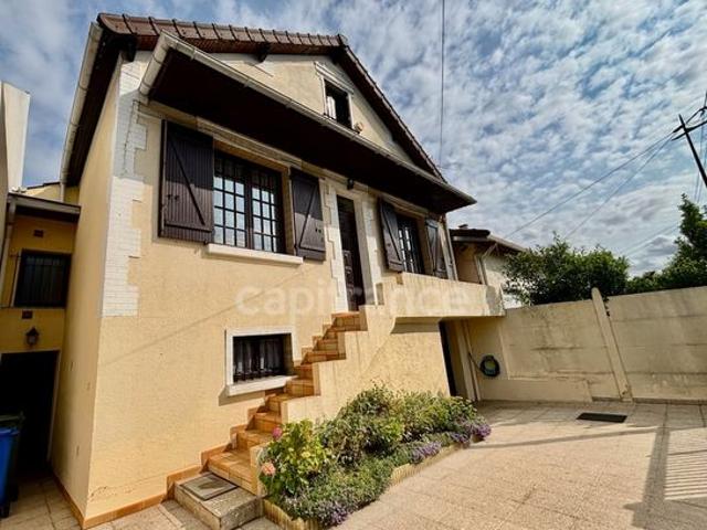 Maison 8 pièces 163 m²