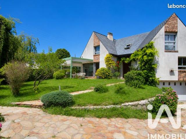 Maison 8 pièces 163 m²