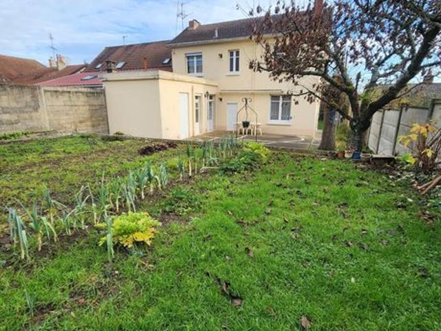 Maison 8 pièces 174 m²