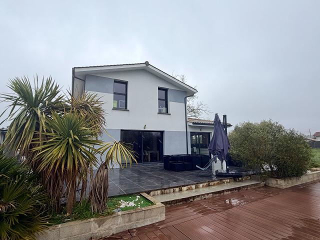 Maison 8 pièces 174 m²