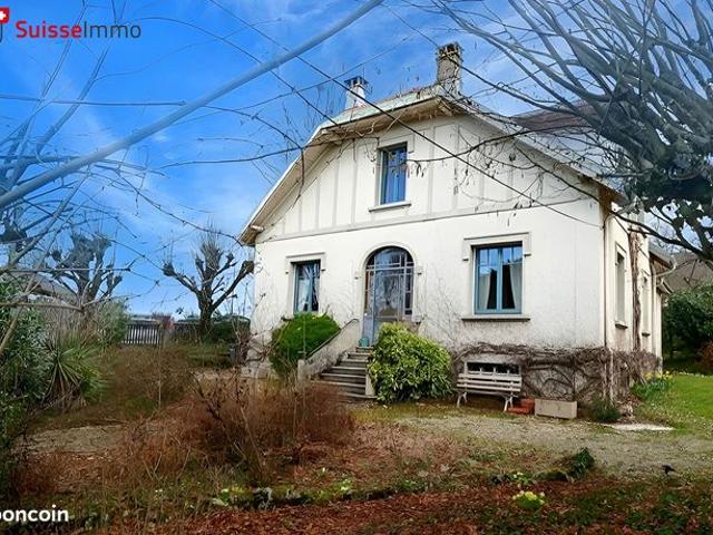 Maison 8 pièces 174 m²
