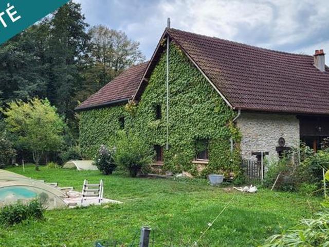 Maison 8 pièces 174 m²