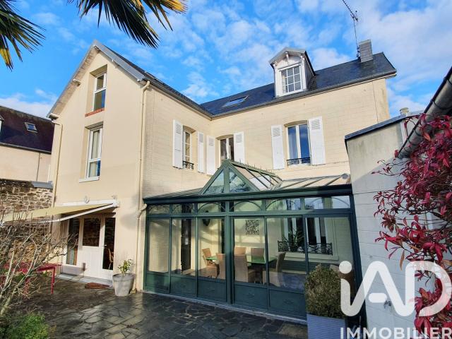 Maison 8 pièces 174 m²