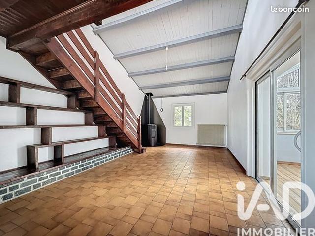 Maison 8 pièces 174 m²