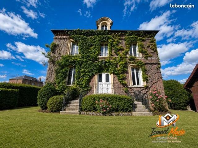 Maison 8 pièces 174 m²