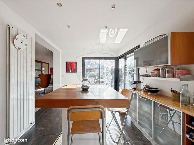 Maison 8 pièces 174 m²