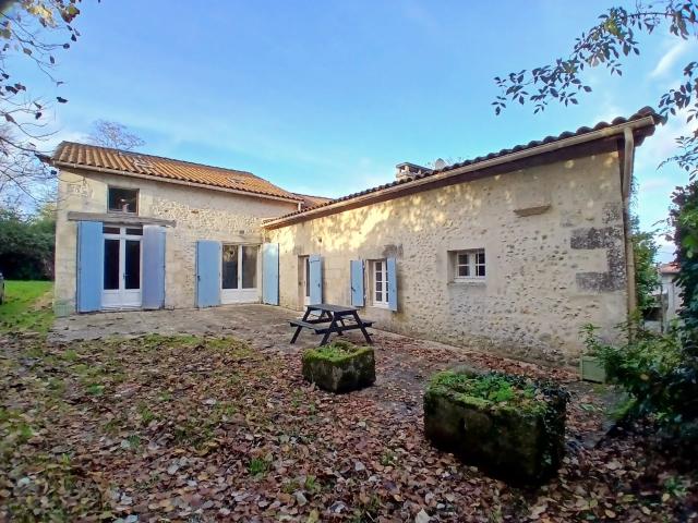 Maison 8 pièces 174 m²