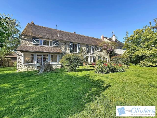 Maison 8 pièces 181 m²