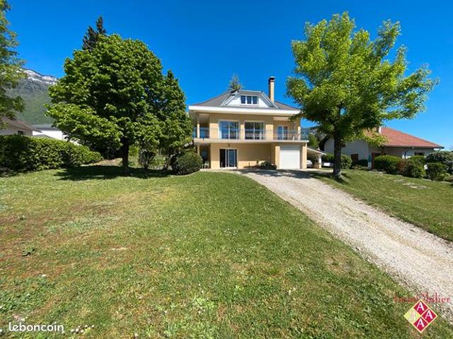 Maison 8 pièces 174 m²