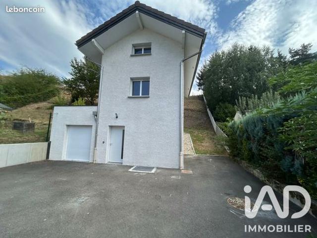 Maison 8 pièces 174 m²