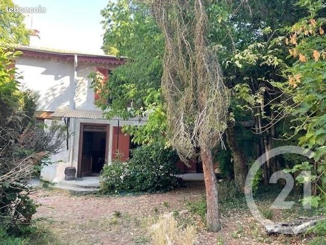 Maison 8 pièces 174 m²