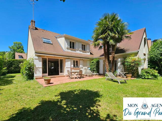 Maison 8 pièces 175 m²