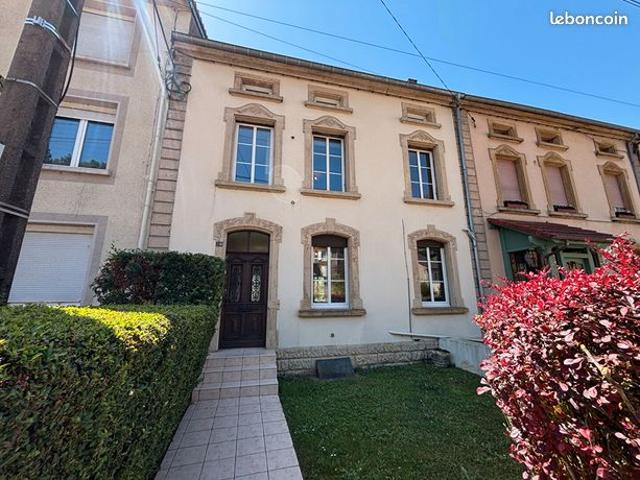 Maison 8 pièces 175 m²