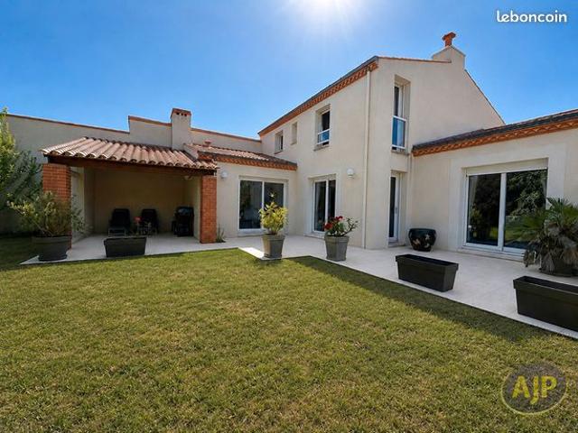Maison 8 pièces 175 m²