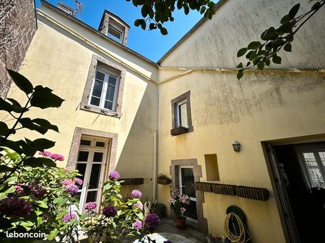 Maison 8 pièces 175 m²