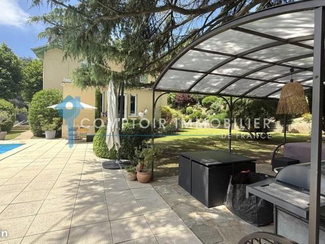 Maison 8 pièces 175 m²
