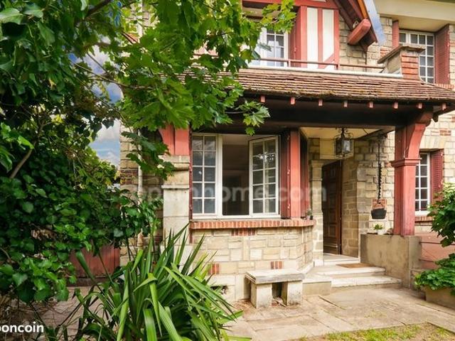Maison 8 pièces 175 m²