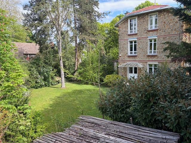 Maison 8 pièces 175 m²