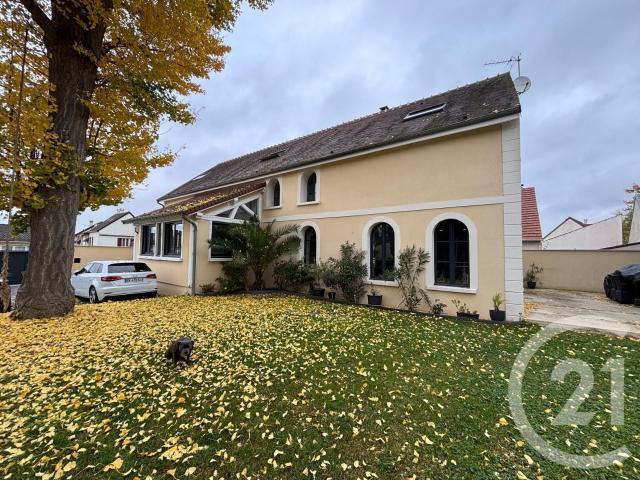 Maison 8 pièces 220 m²